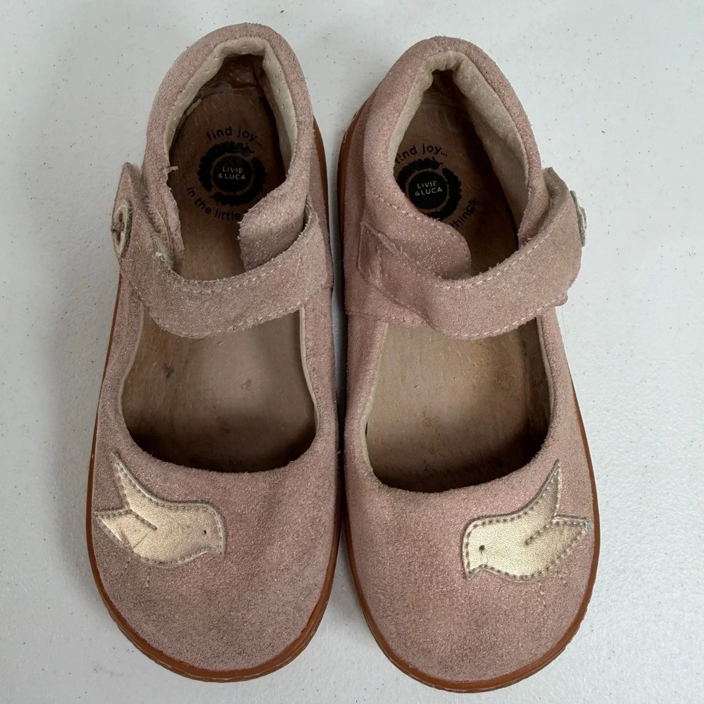 Livie & Luca 13 PIO Mary Jane Pink Suede Bird Applique Shimmer Flats Shoes